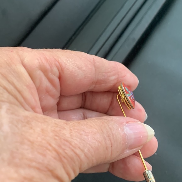 Vintage Floral Heart Locket Stick Pin - Picture 8 of 9